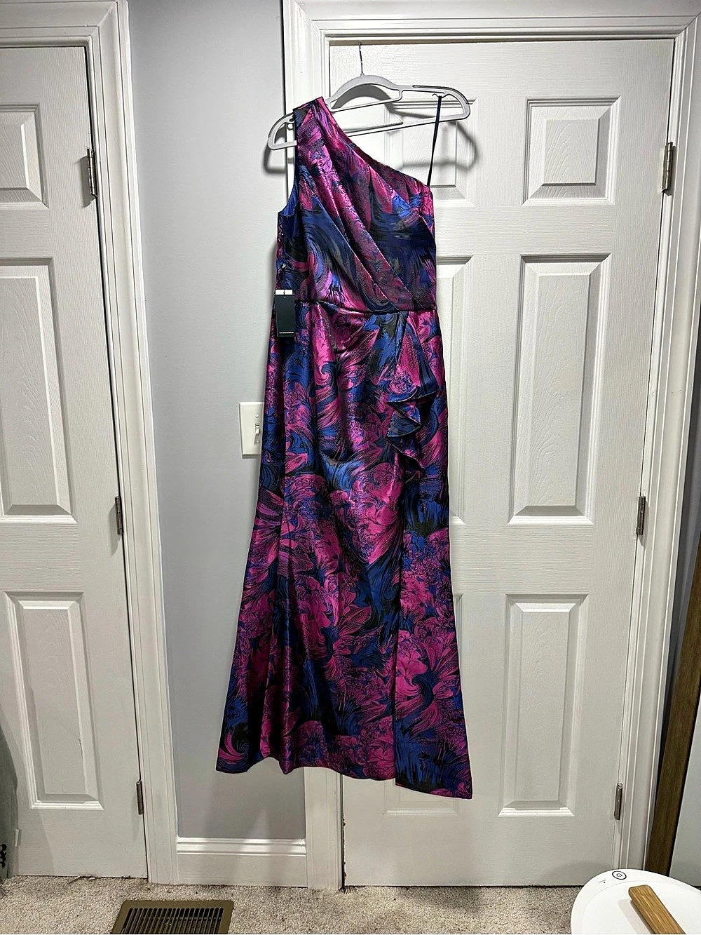Adrianna Papell One Shoulder Jacquard Gown Pink & Blue Size 8